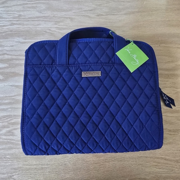 Vera Bradley Handbags - Vera Bradley Blue Quilted Hanging Organizer Lapis pockets organizer Travel